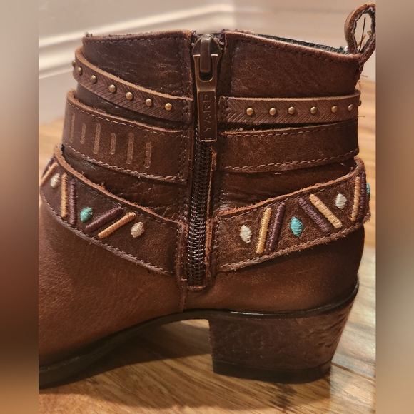 Lyard leather booties -Like new - Picture 3 of 12